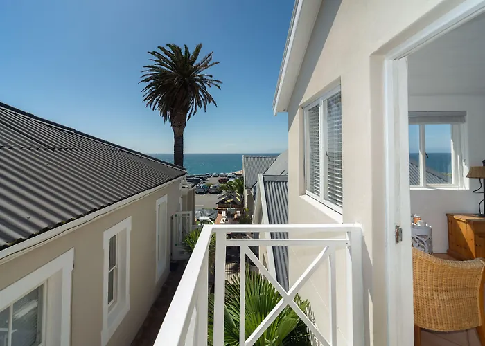 Boulders Beach Hotel And Restaurant